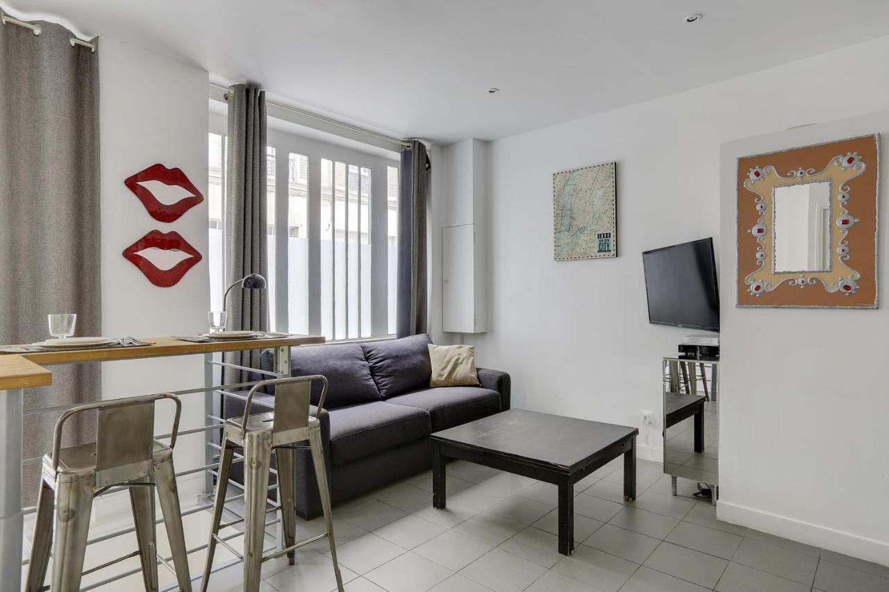 170 Suite Angouleme Large Duplex Style Apt With1 Bdr Paris Central エクステリア 写真