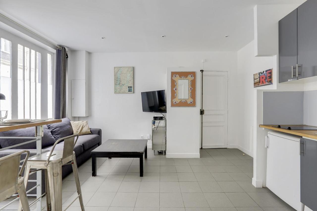 170 Suite Angouleme Large Duplex Style Apt With1 Bdr Paris Central エクステリア 写真